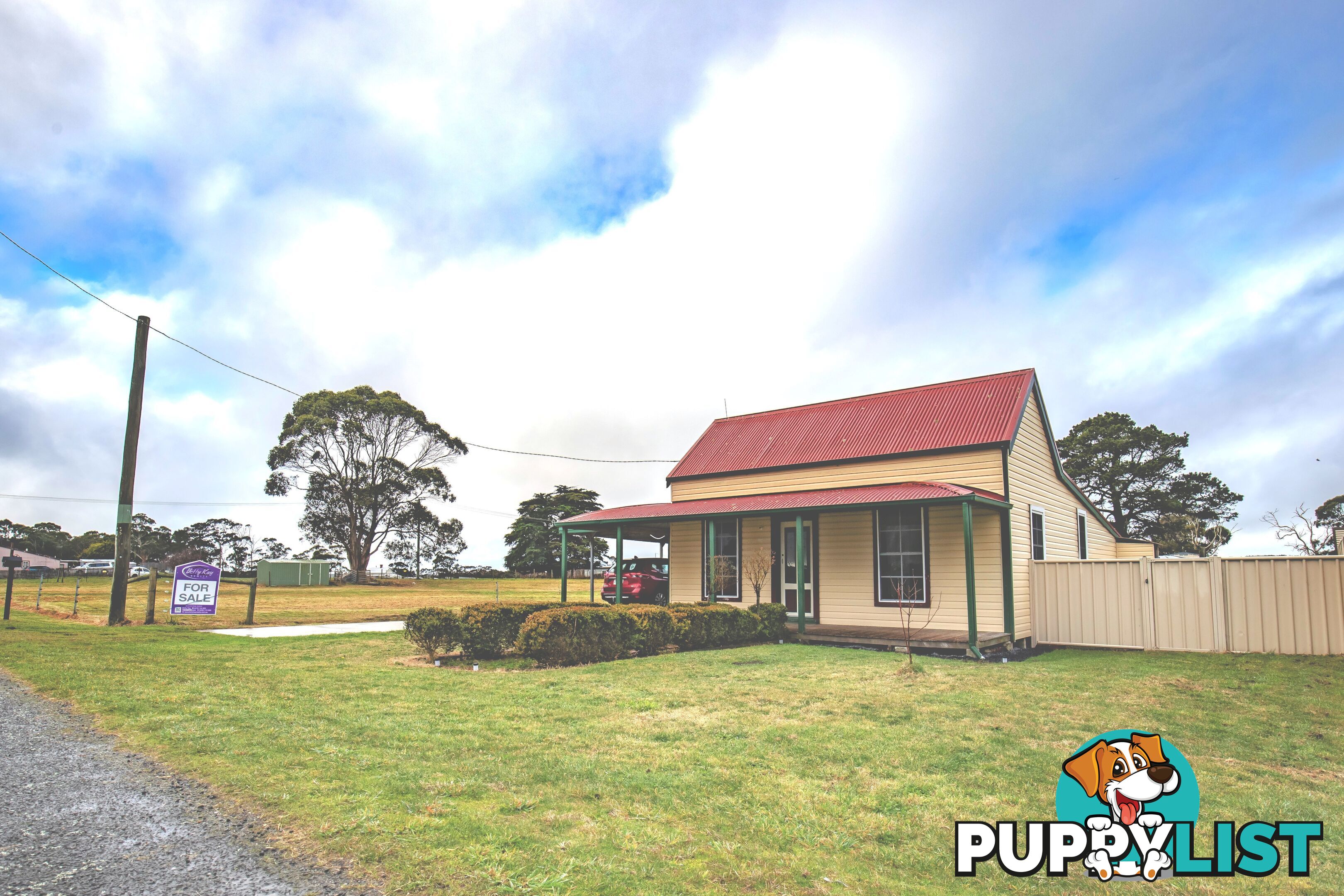 16 Leesville Road SMITHTON TAS 7330