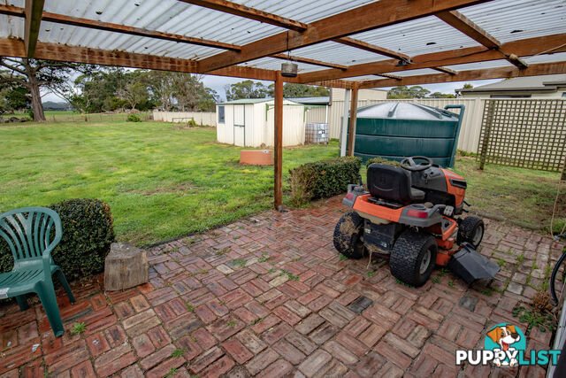 16 Leesville Road SMITHTON TAS 7330