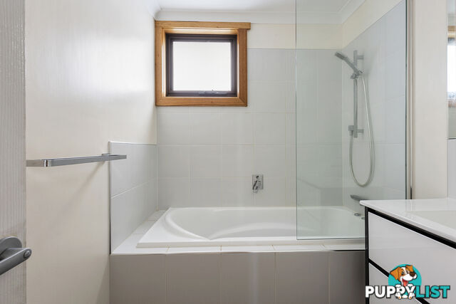 4 Grant Street SMITHTON TAS 7330