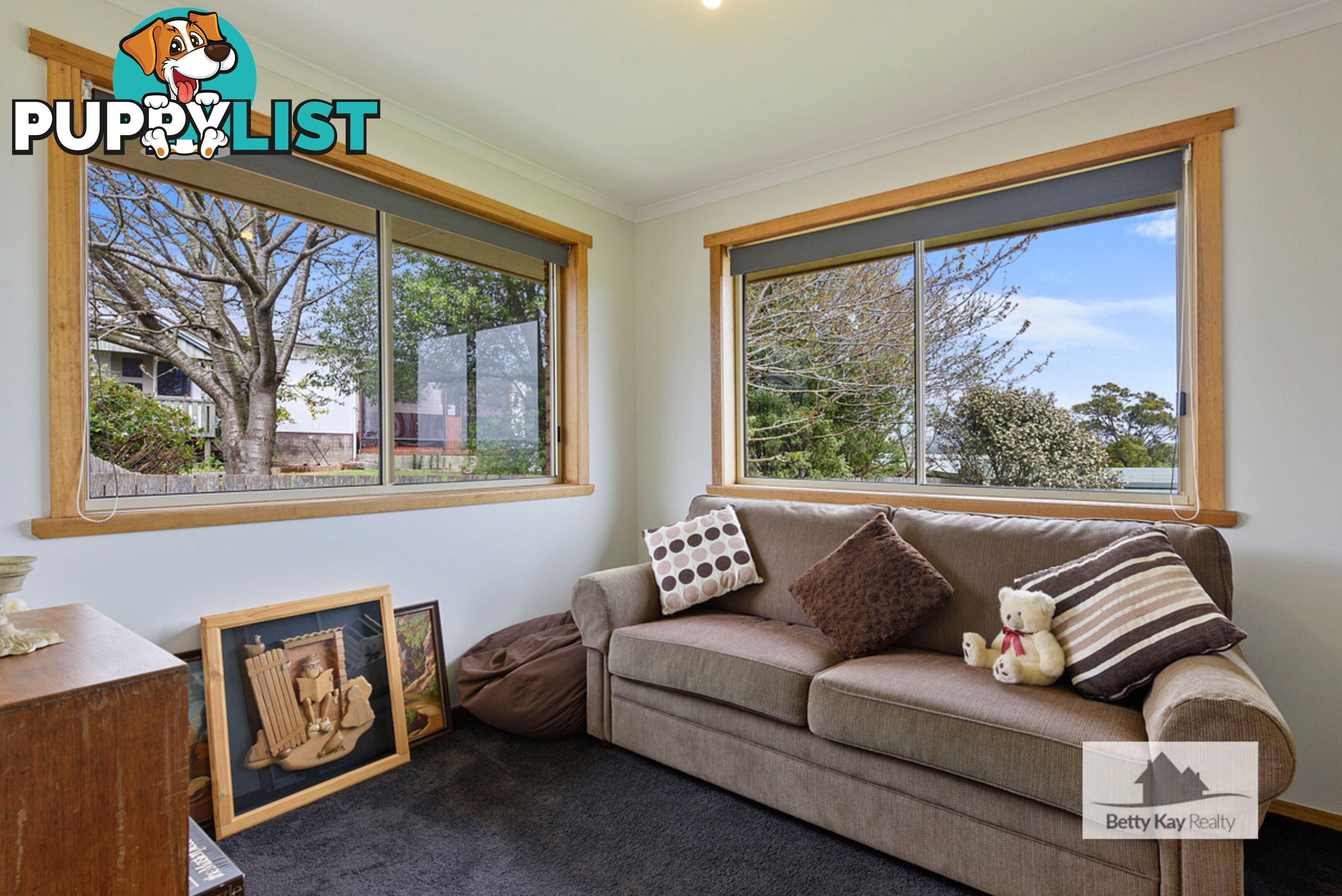 9 Upper Gibson Street SMITHTON TAS 7330