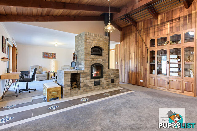 609 Mengha Road FOREST TAS 7330