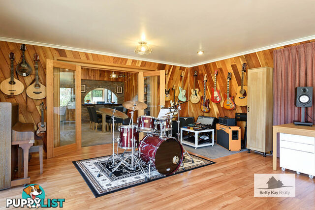 609 Mengha Road FOREST TAS 7330