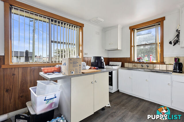 17 Hellyer Street SMITHTON TAS 7330