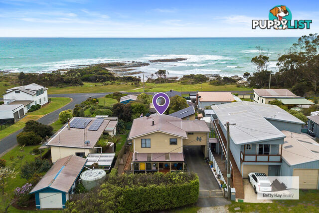 1 Shoobridge Street CRAYFISH CREEK TAS 7321