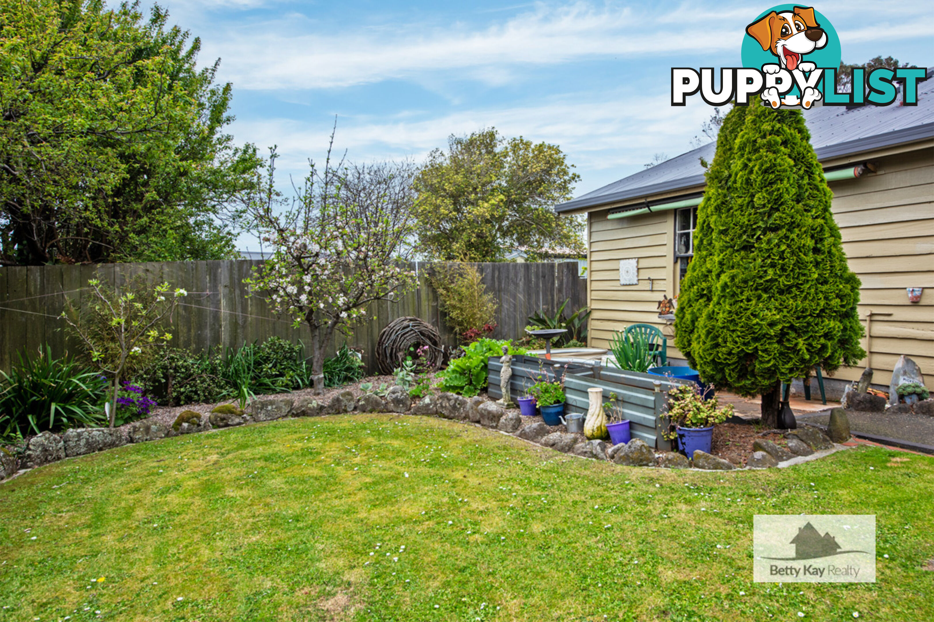 1 Shoobridge Street CRAYFISH CREEK TAS 7321