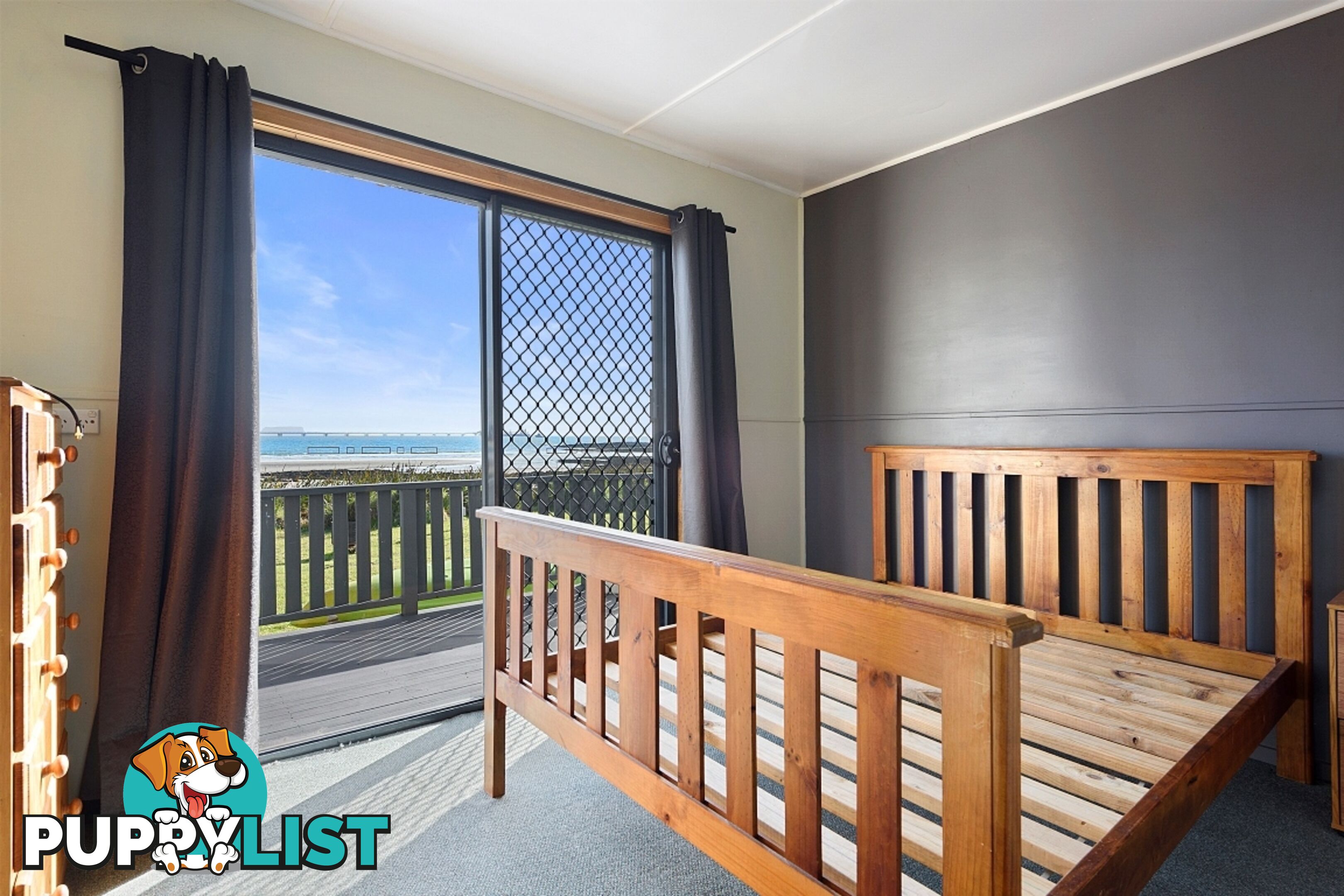 31 Charles Street CRAYFISH CREEK TAS 7321