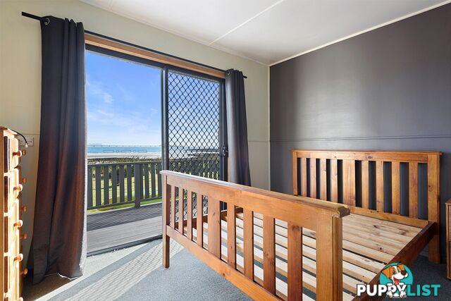 31 Charles Street CRAYFISH CREEK TAS 7321