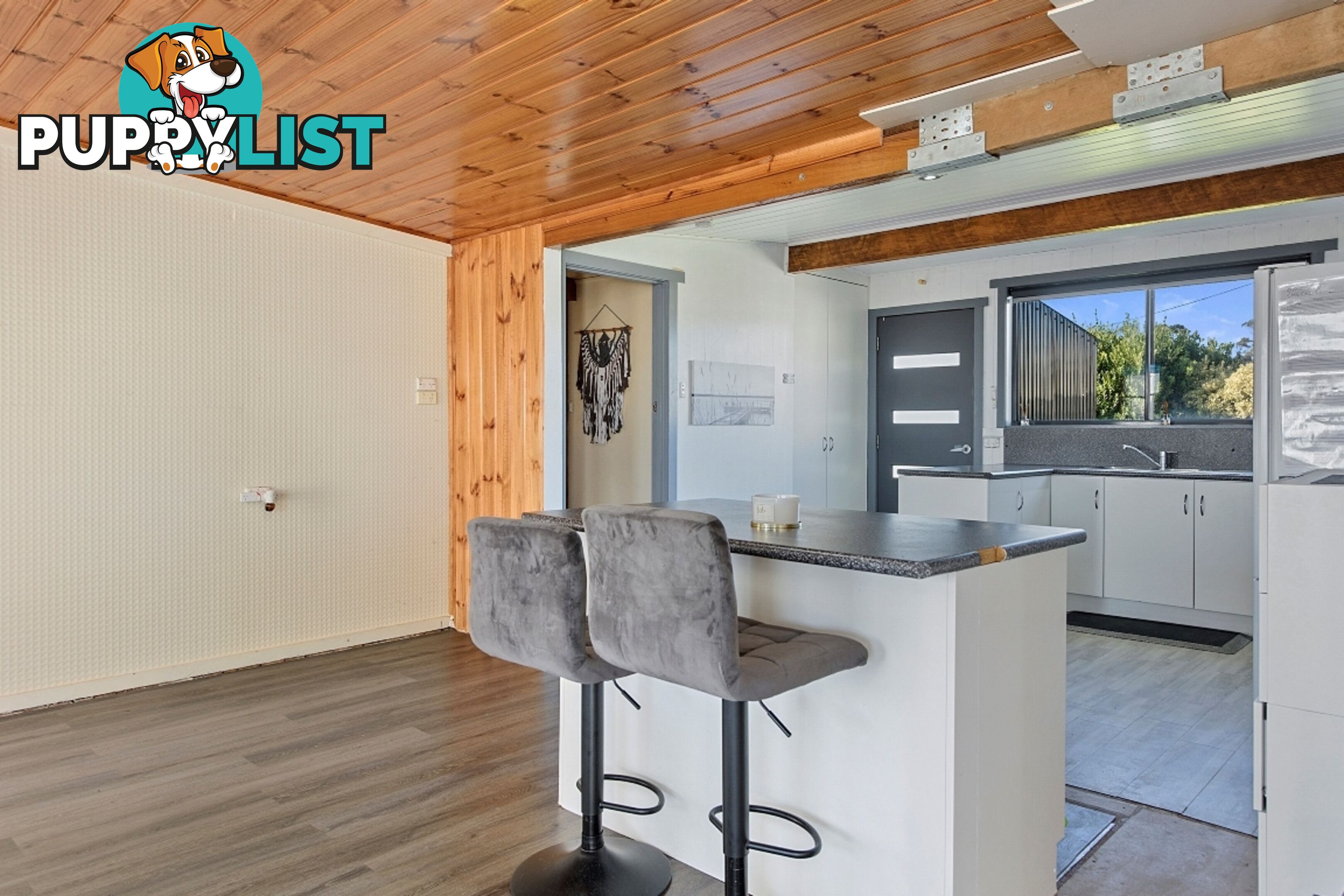31 Charles Street CRAYFISH CREEK TAS 7321