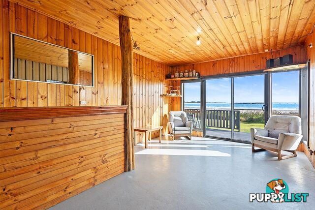 31 Charles Street CRAYFISH CREEK TAS 7321