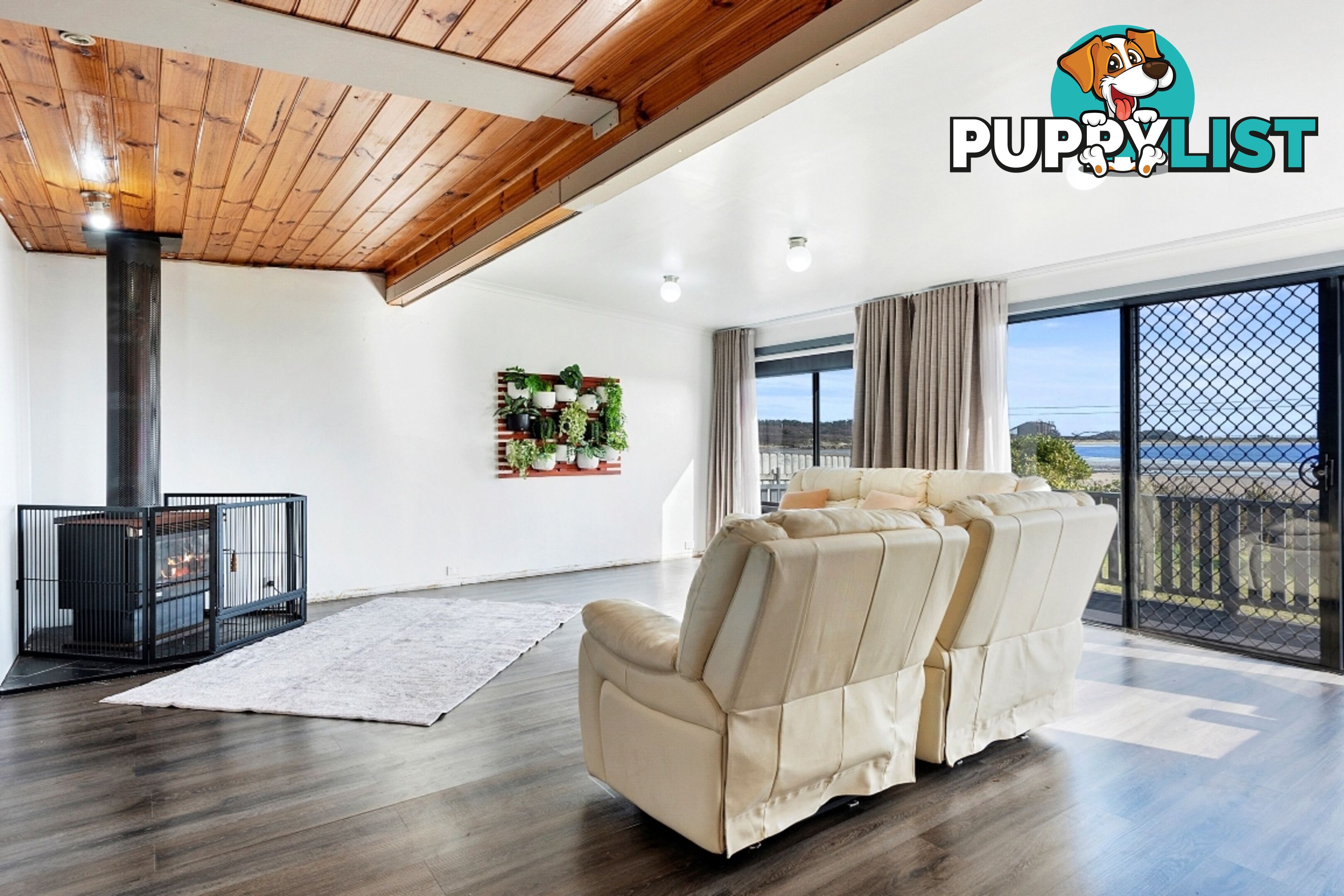 31 Charles Street CRAYFISH CREEK TAS 7321