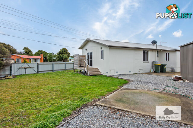 21 Brook Street SMITHTON TAS 7330