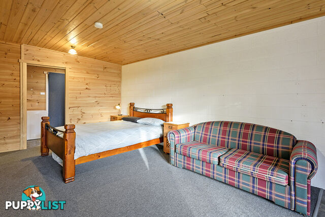 17 Murray Street SMITHTON TAS 7330