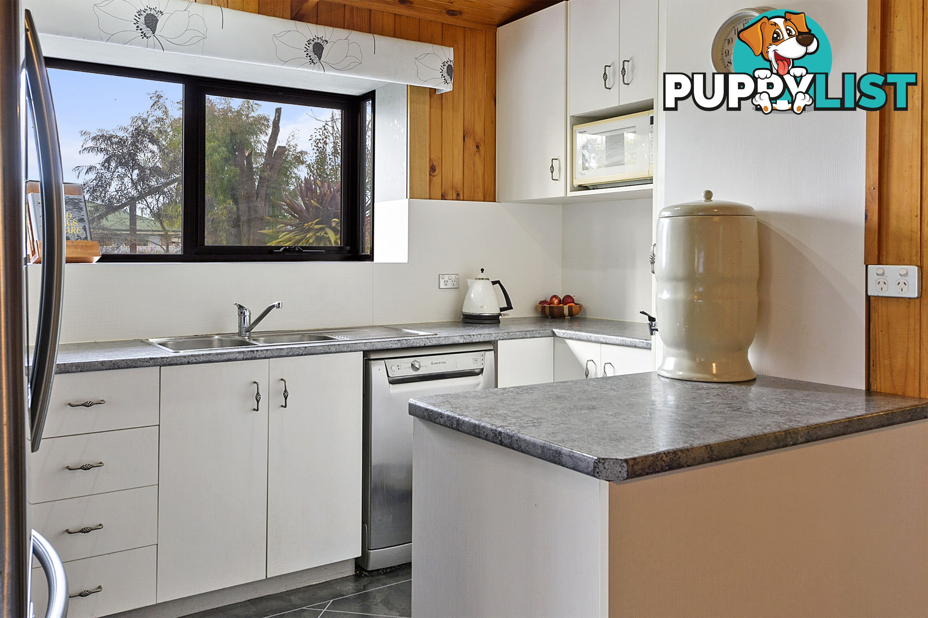 17 Murray Street SMITHTON TAS 7330