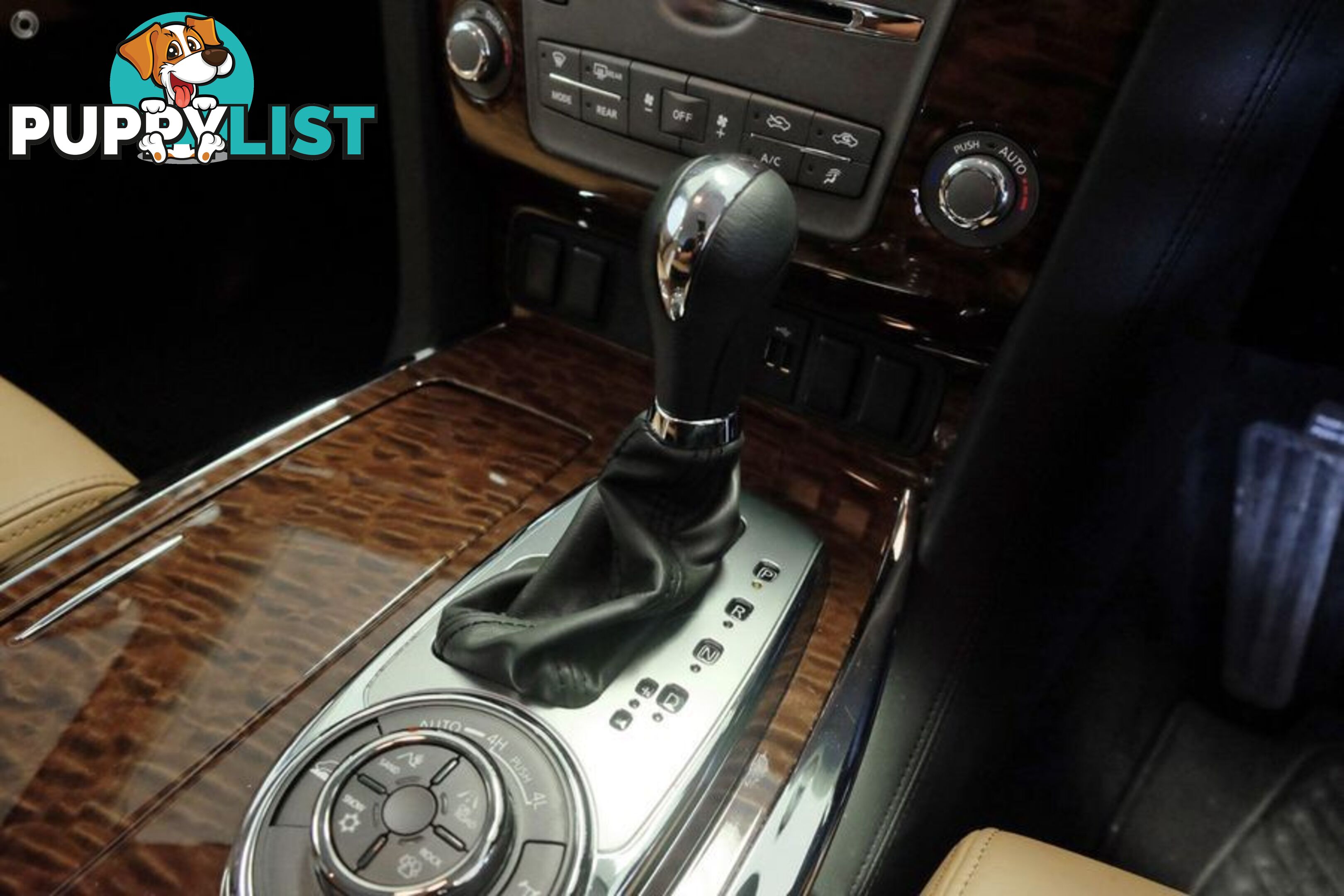 2023 Nissan Patrol Ti Y62 SUV