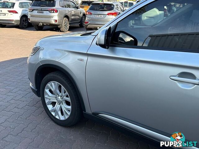 2020 Mitsubishi Outlander ES ZL SUV