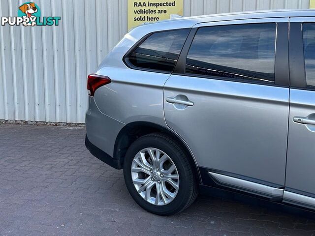 2020 Mitsubishi Outlander ES ZL SUV