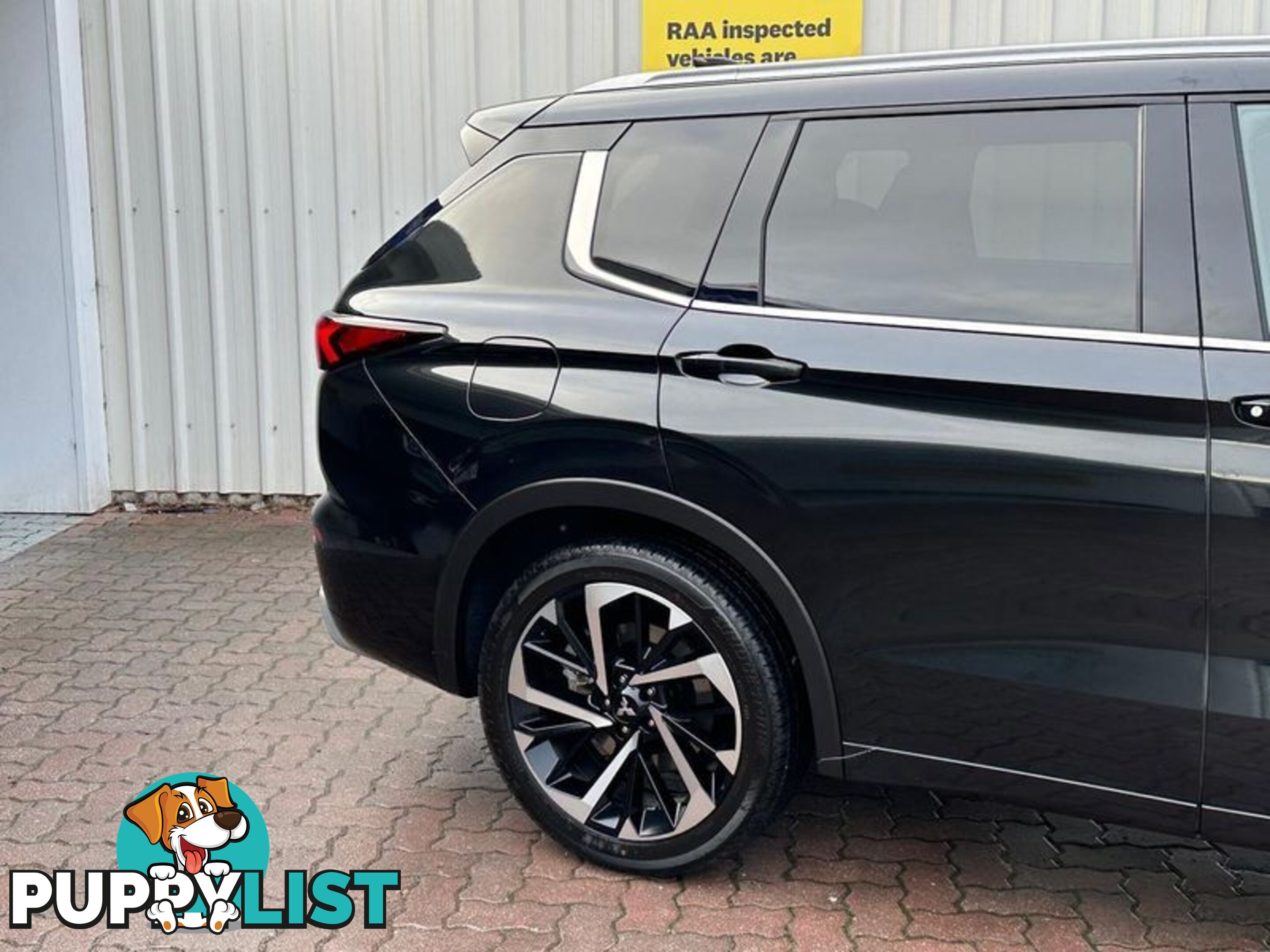 2024 Mitsubishi Outlander Exceed ZM SUV