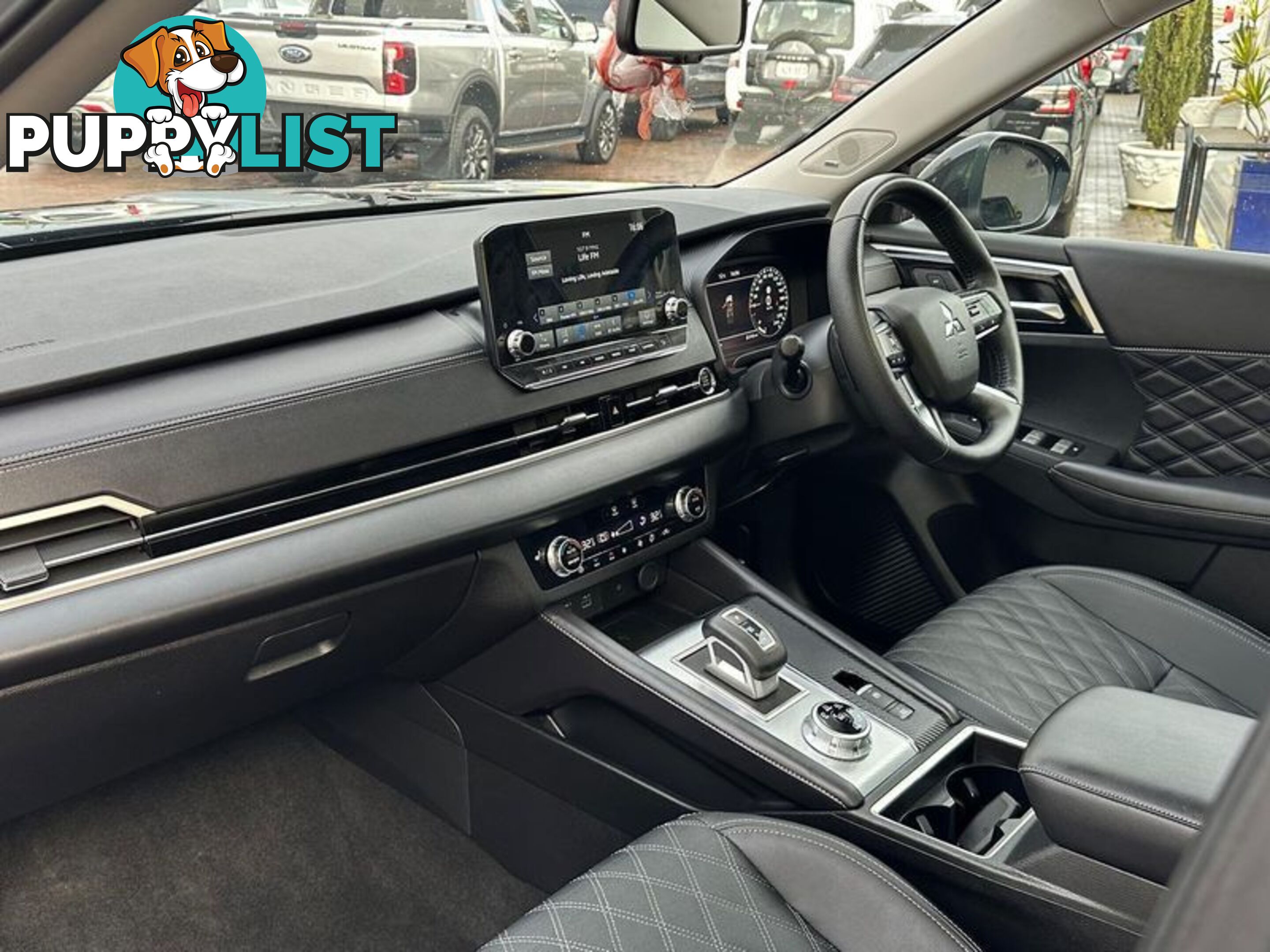 2024 Mitsubishi Outlander Exceed ZM SUV