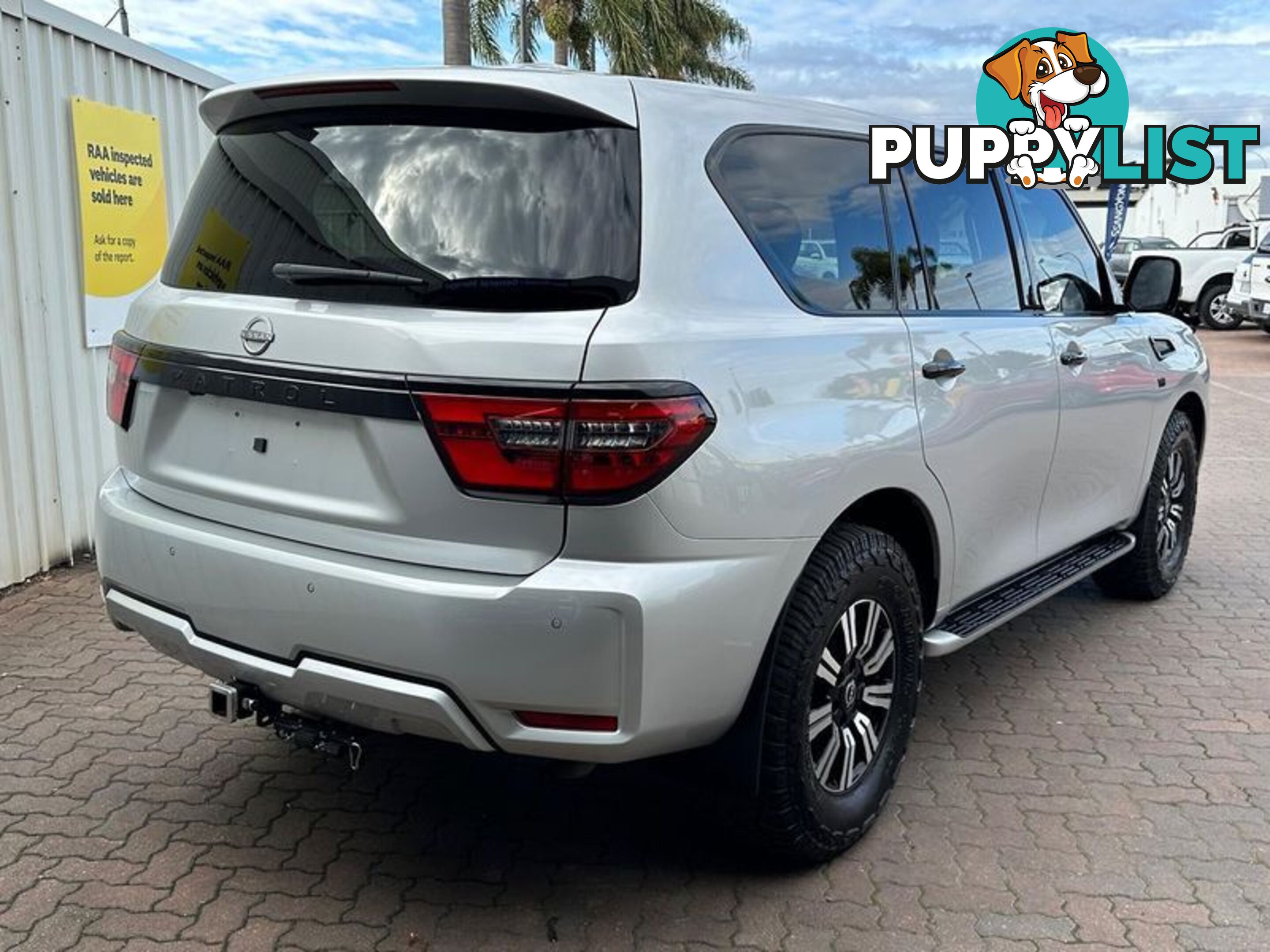 2023 Nissan Patrol Ti Y62 SUV