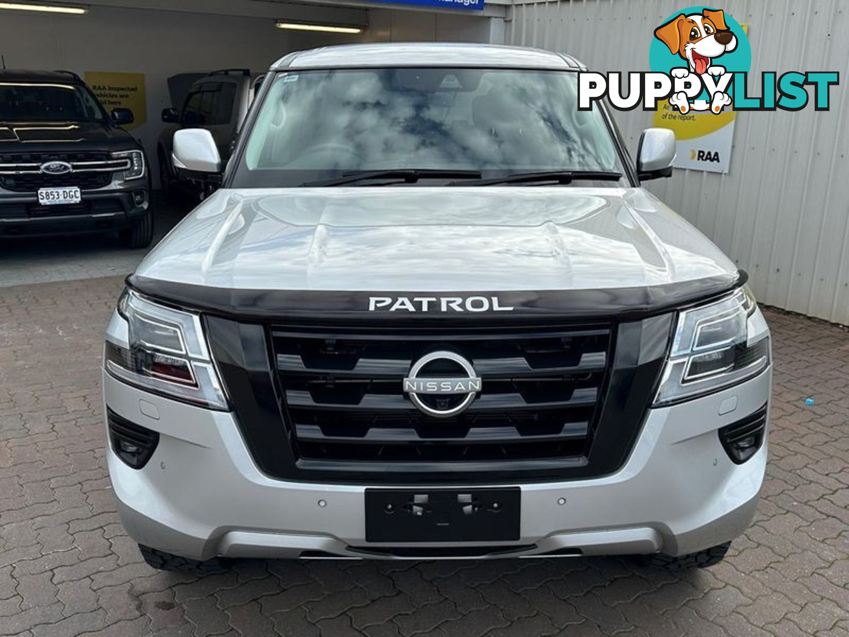 2023 Nissan Patrol Ti Y62 SUV