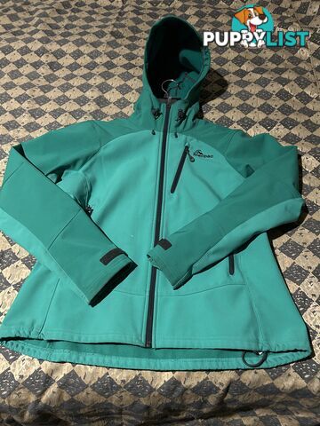 Macpac winter jacket size 16