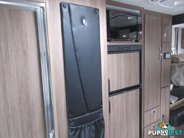 JAYCO CONQUEST MOTORHOME.