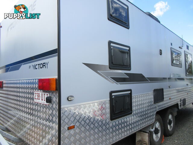 2018 VICTORY  FORTITUDE FAMILY VAN, 3 BUNKS.