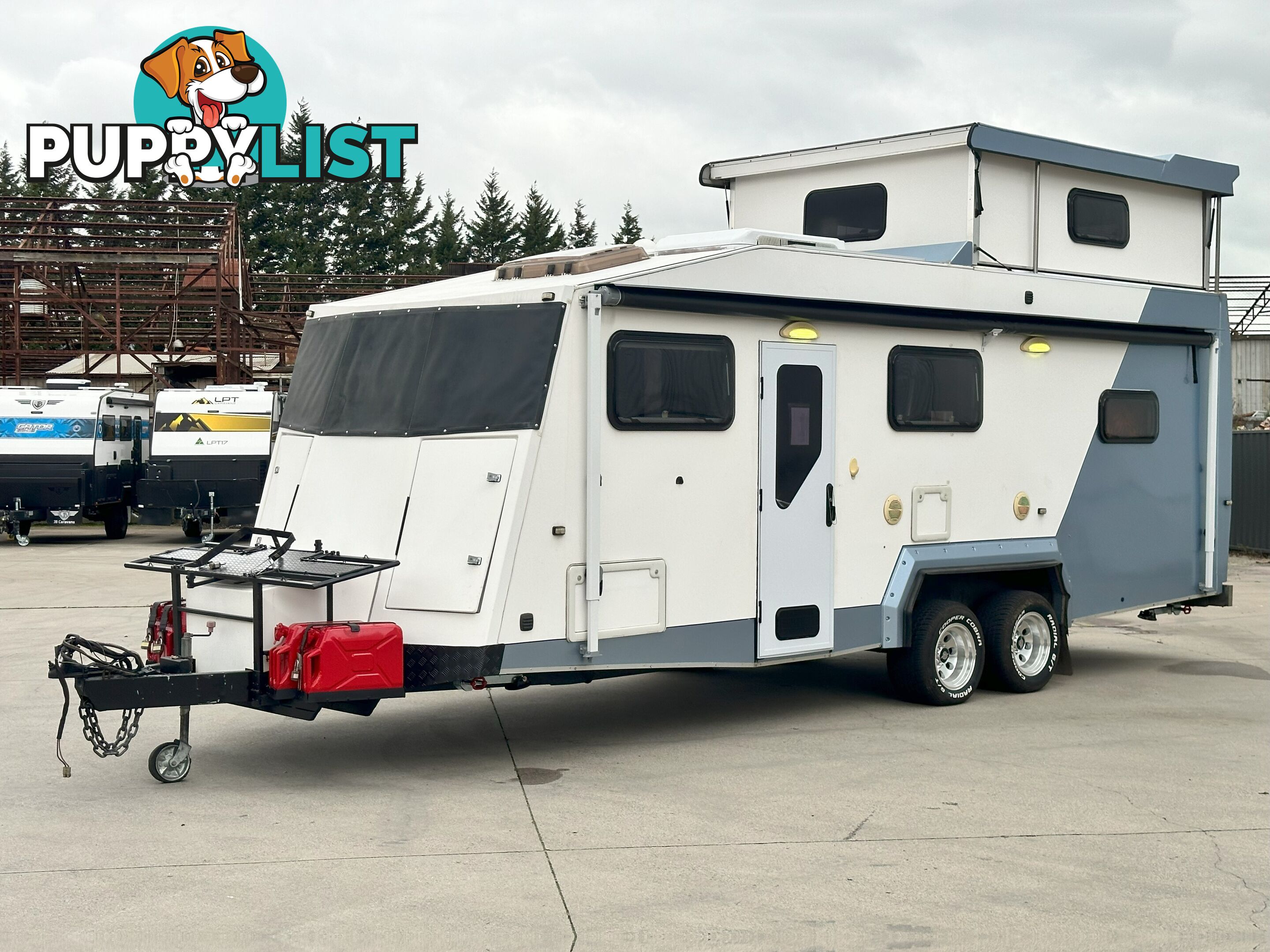 2013 CARIA TOY HAULER 23' 