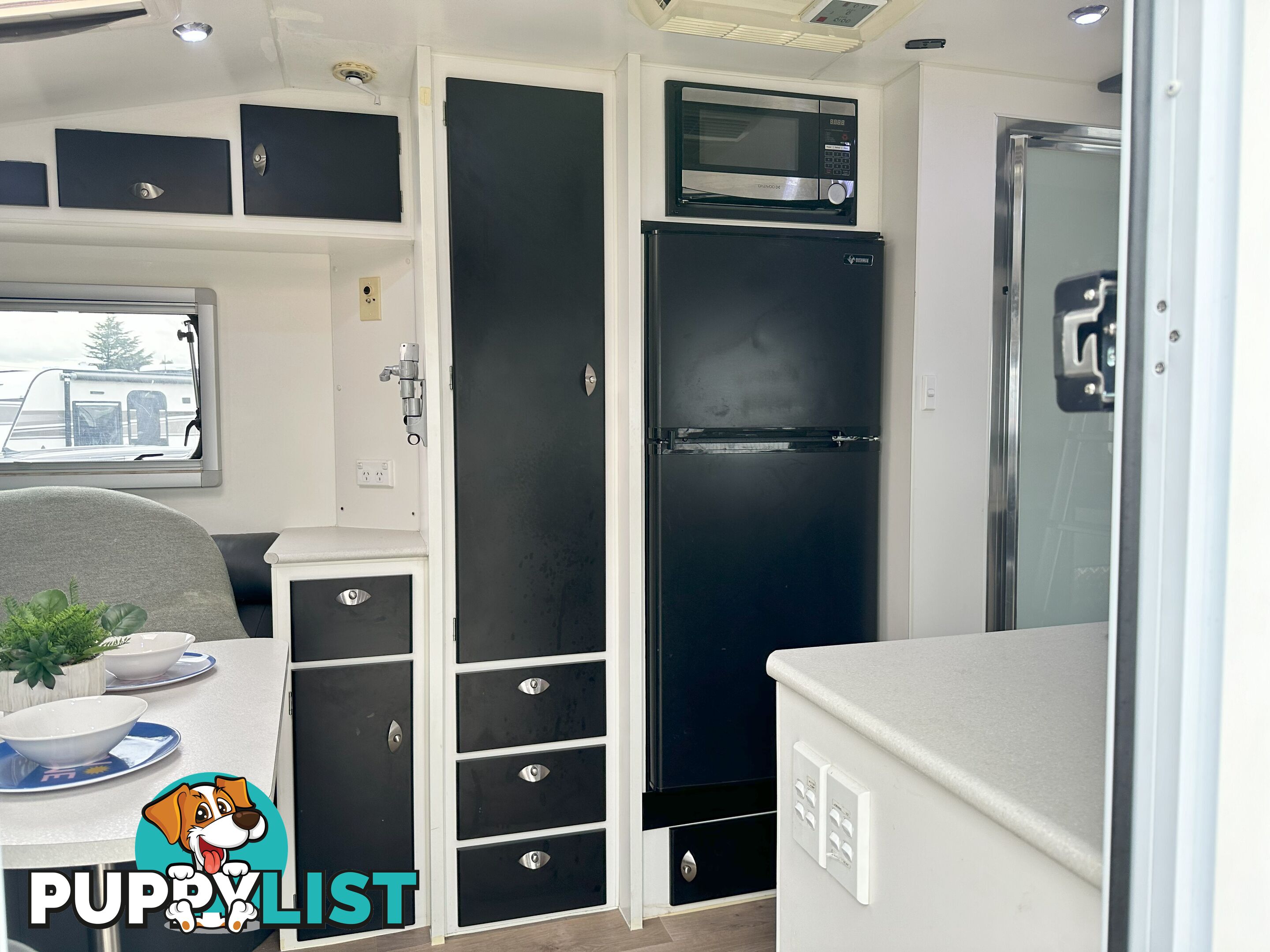 2013 CARIA TOY HAULER 23' 