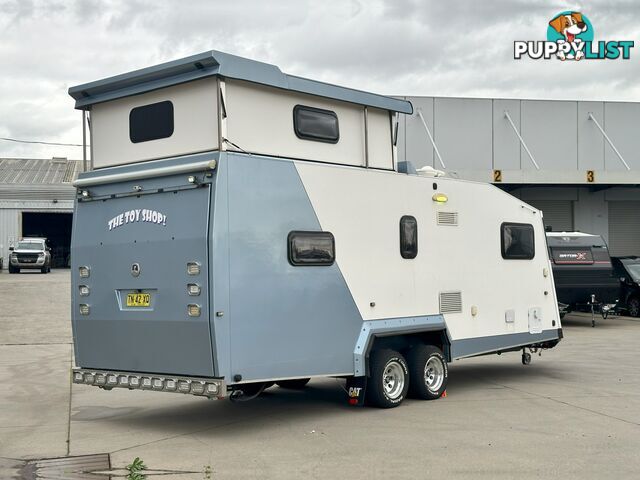 2013 CARIA TOY HAULER 23' 
