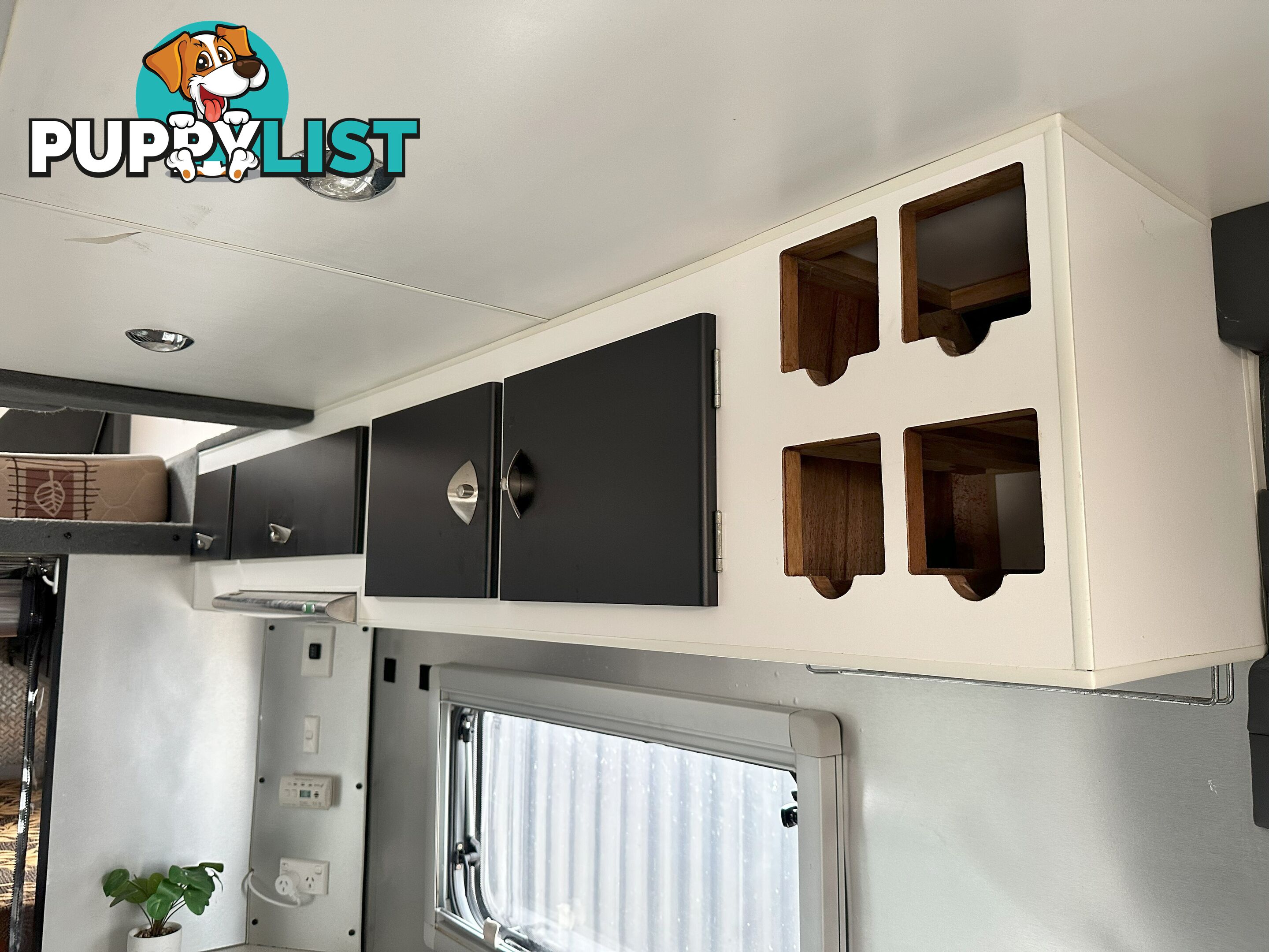 2013 CARIA TOY HAULER 23' 