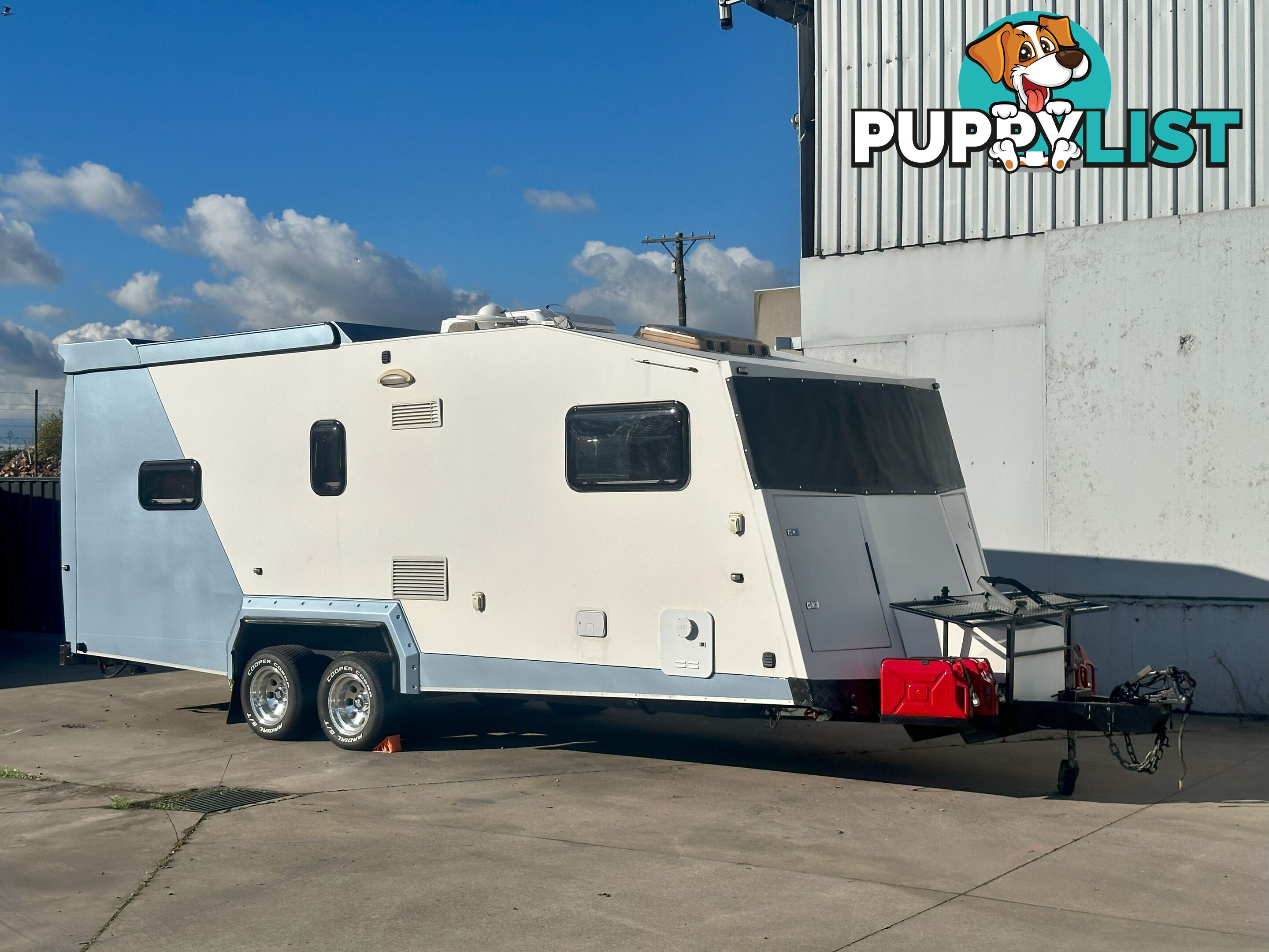 2013 CARIA TOY HAULER 23' 