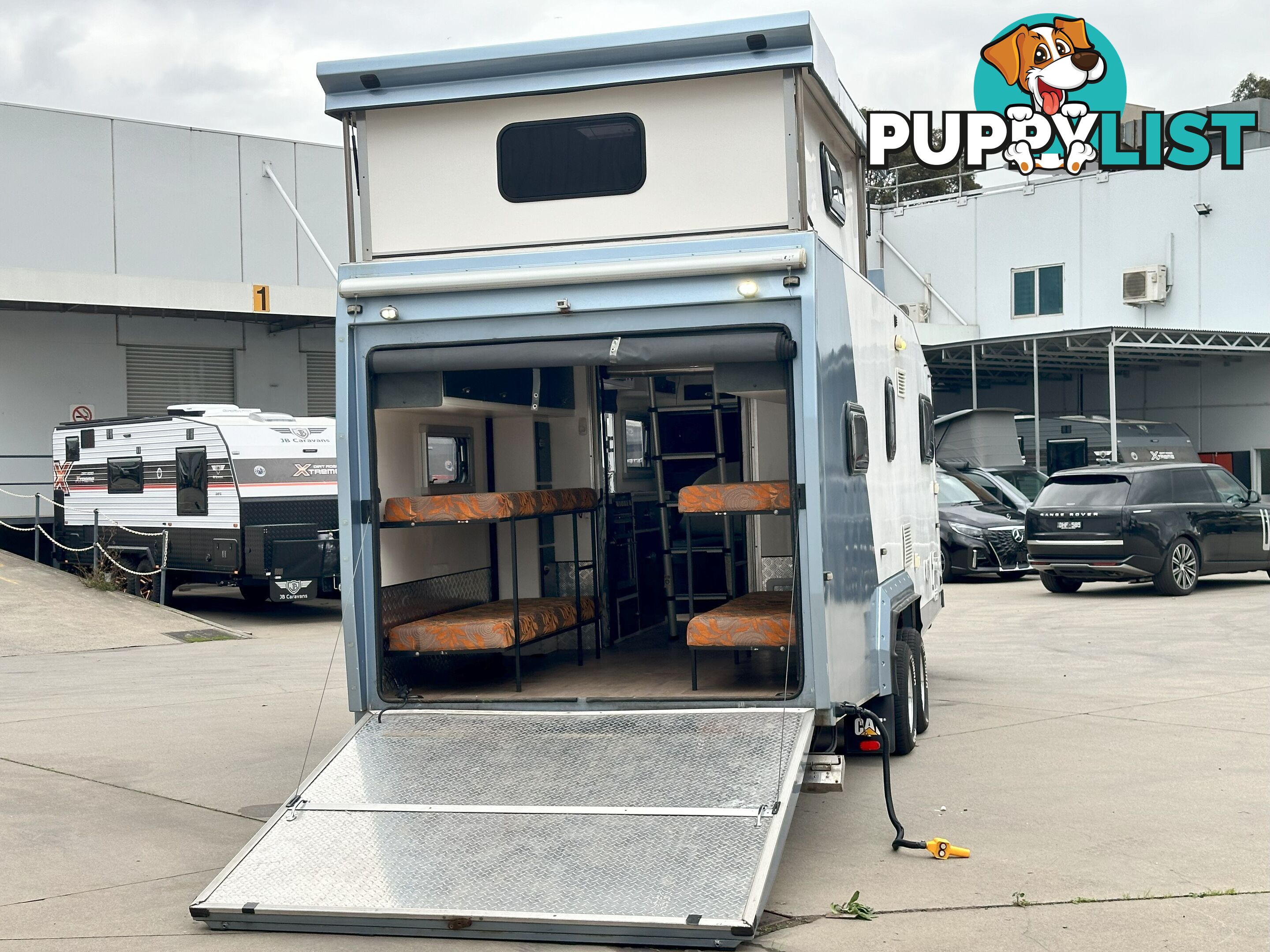 2013 CARIA TOY HAULER 23' 