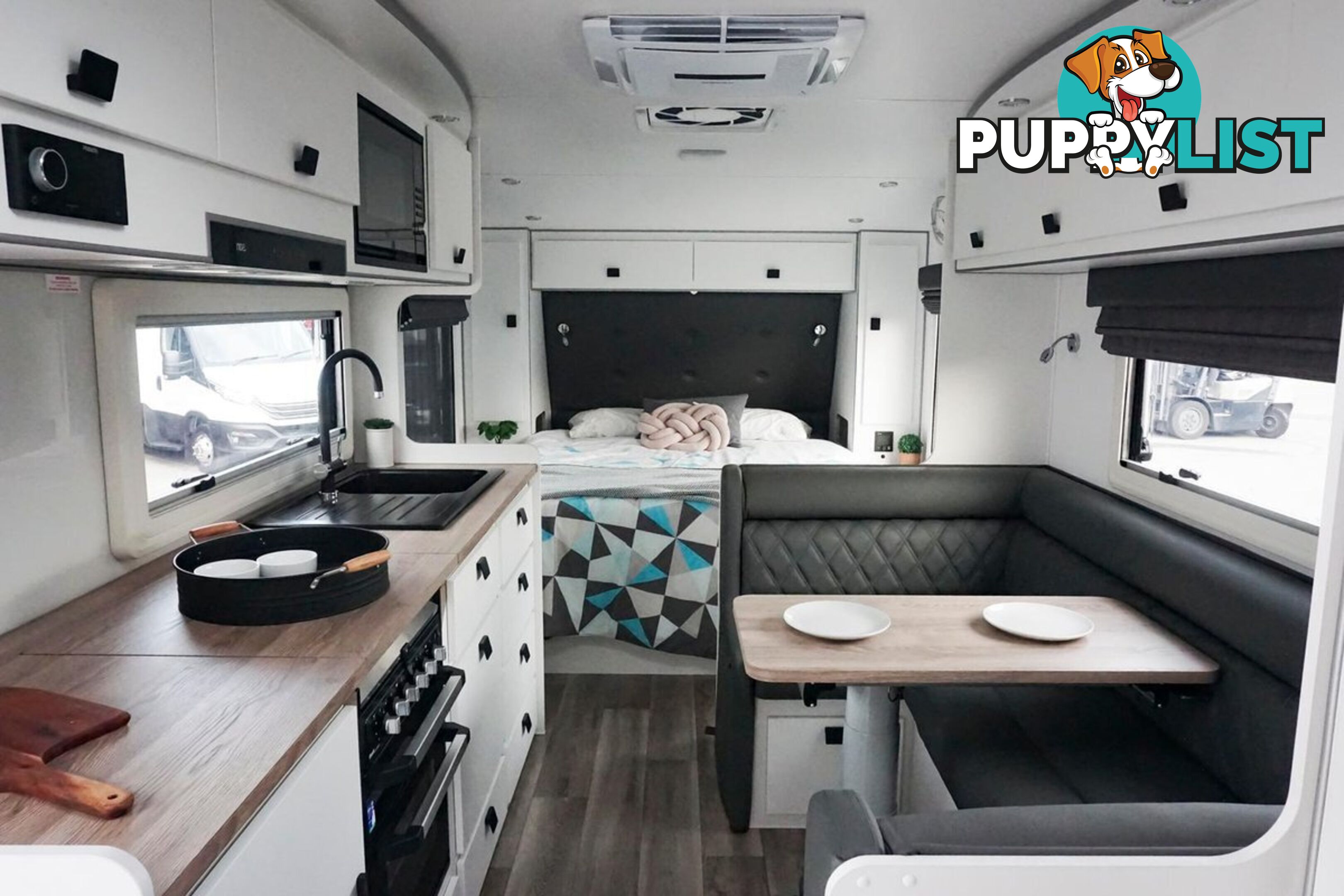 2024 JB CARAVANS 21'6 SCORPION STING AIR 