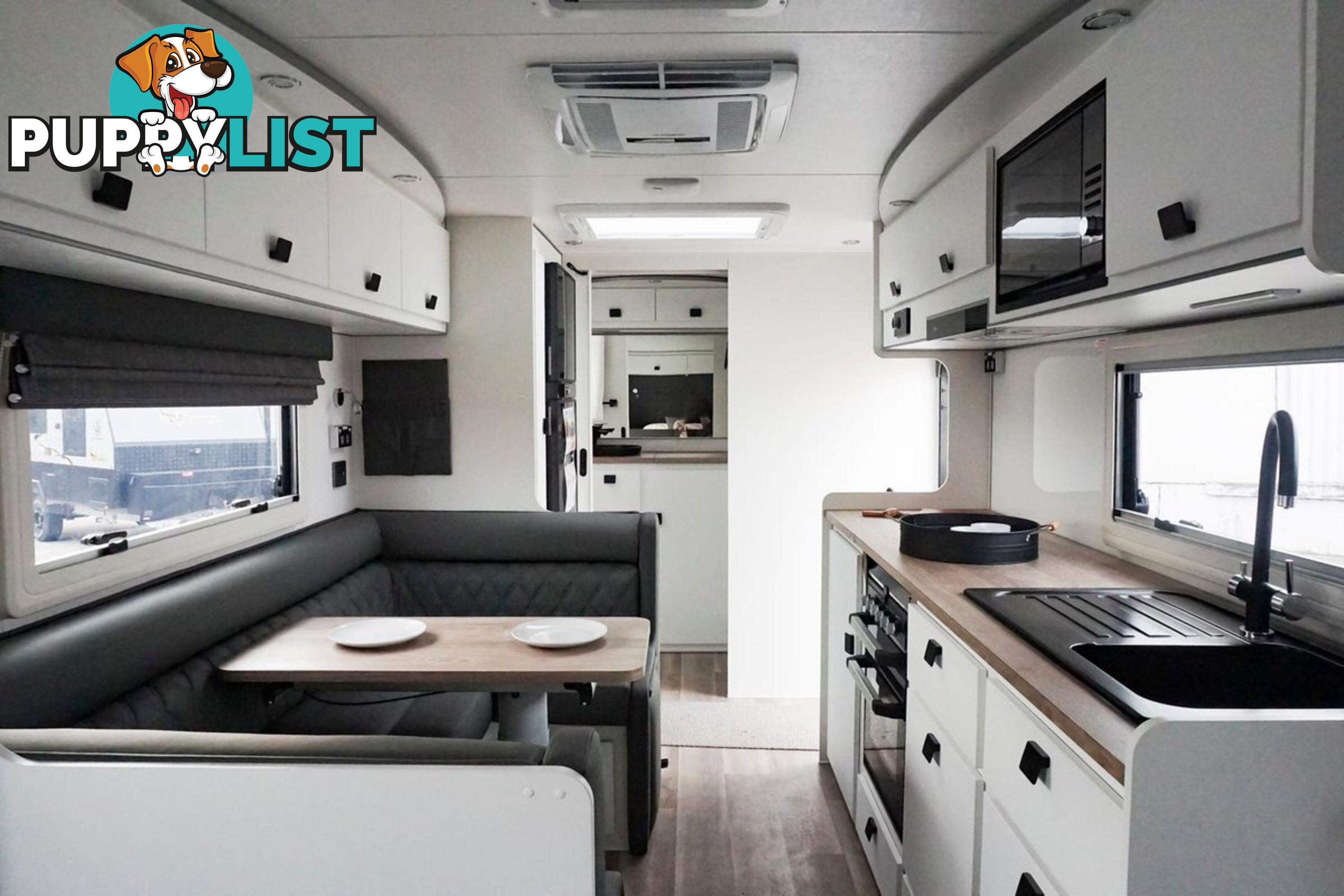 2024 JB CARAVANS 21'6 SCORPION STING AIR 