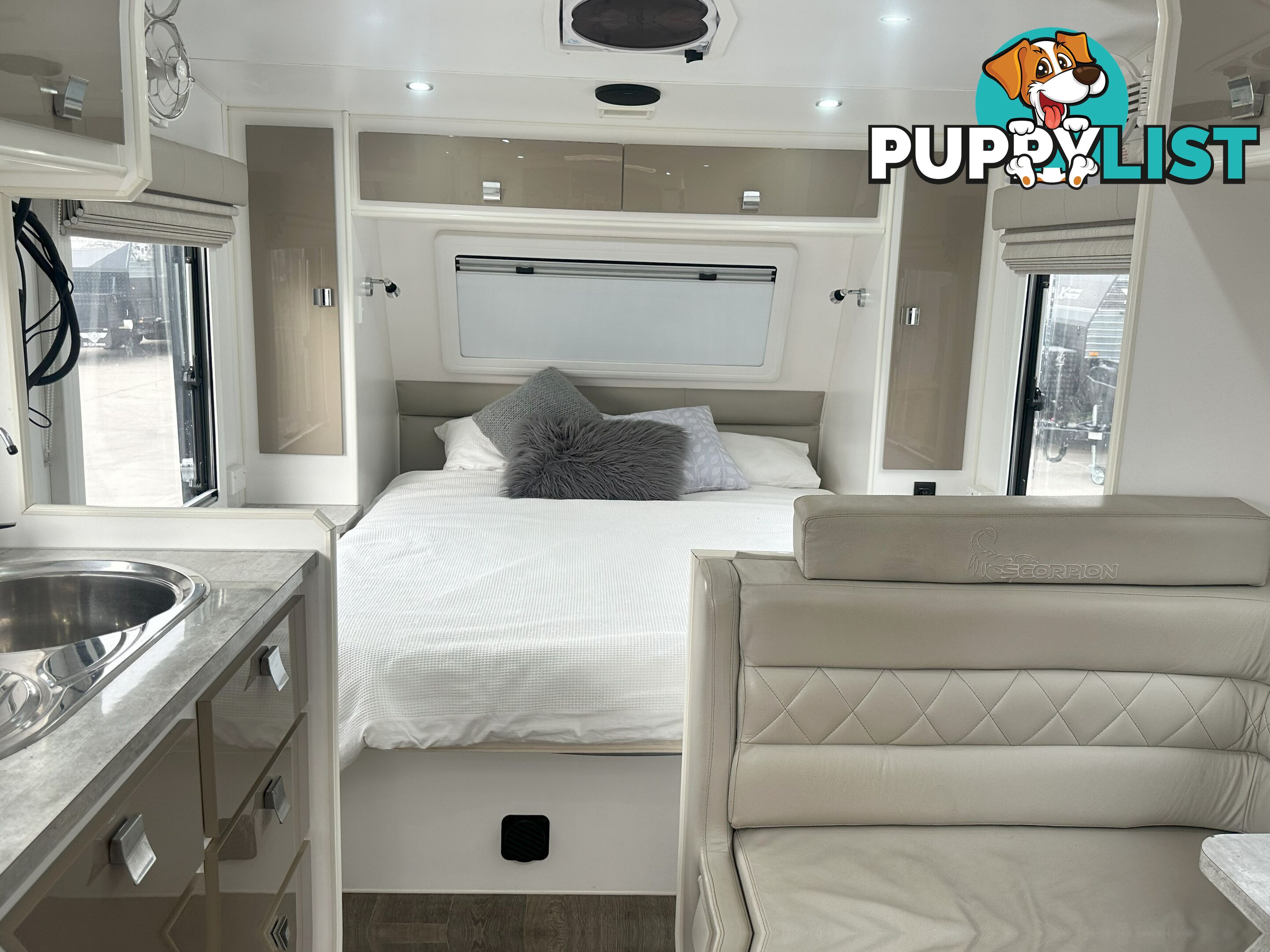 2017 JB CARAVANS SCORPION STING 20'6 