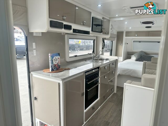 2017 JB CARAVANS SCORPION STING 20'6 