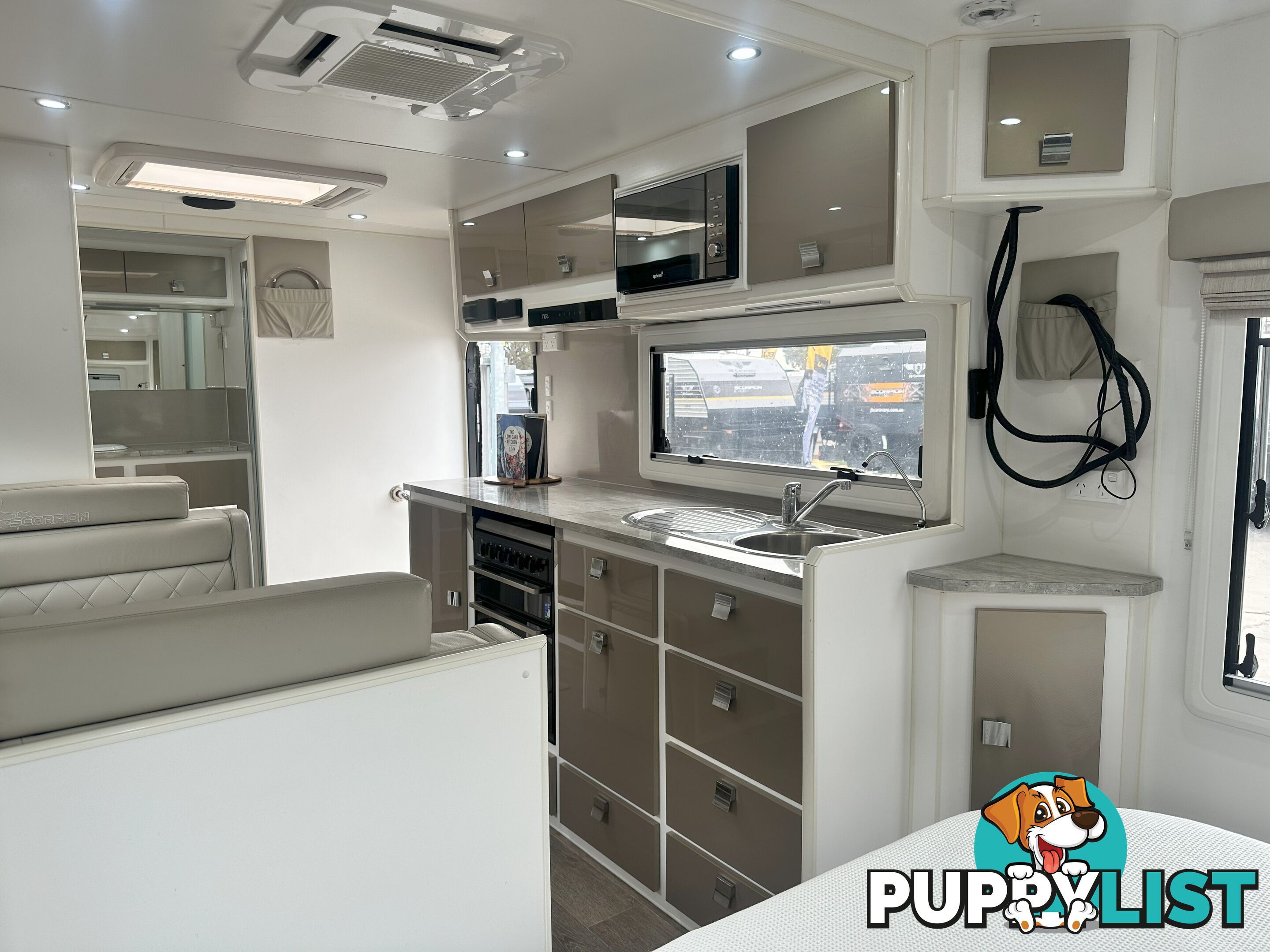 2017 JB CARAVANS SCORPION STING 20'6 