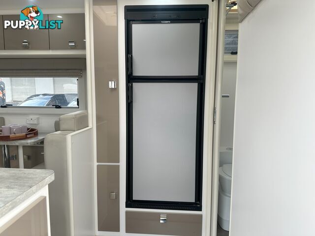 2017 JB CARAVANS SCORPION STING 20'6 