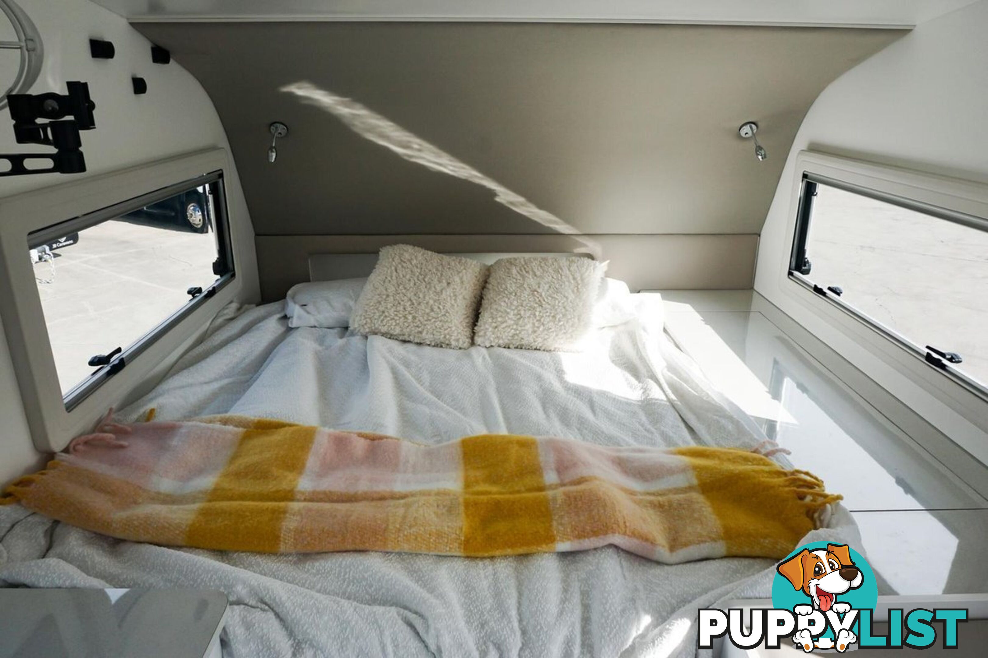 2024 JB CARAVANS 16' GATOR HYBRID 
