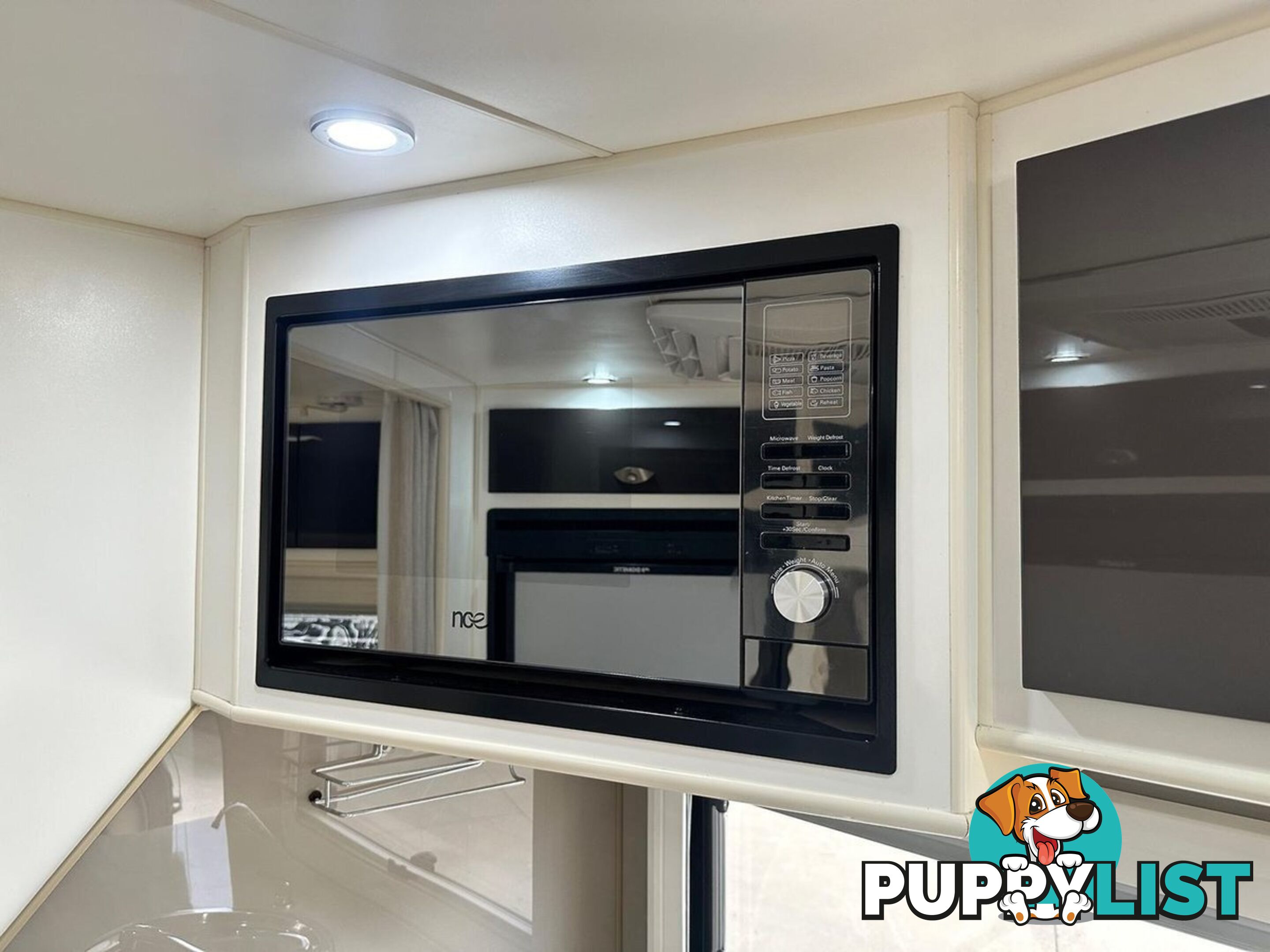2018 JB CARAVANS 23' SCORPION FRONT CLUB SINGLE/KING BED 