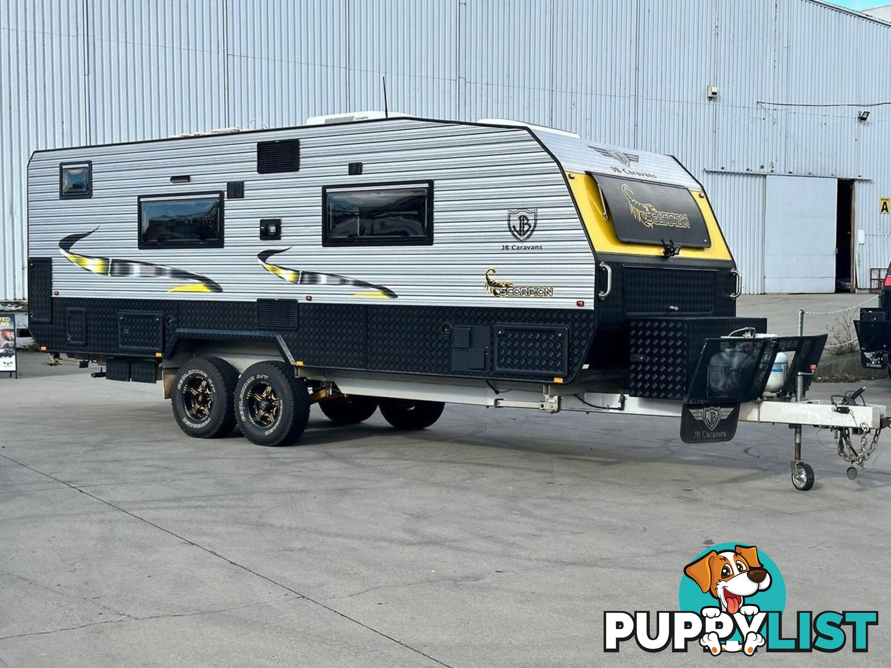 2018 JB CARAVANS 23' SCORPION FRONT CLUB SINGLE/KING BED 