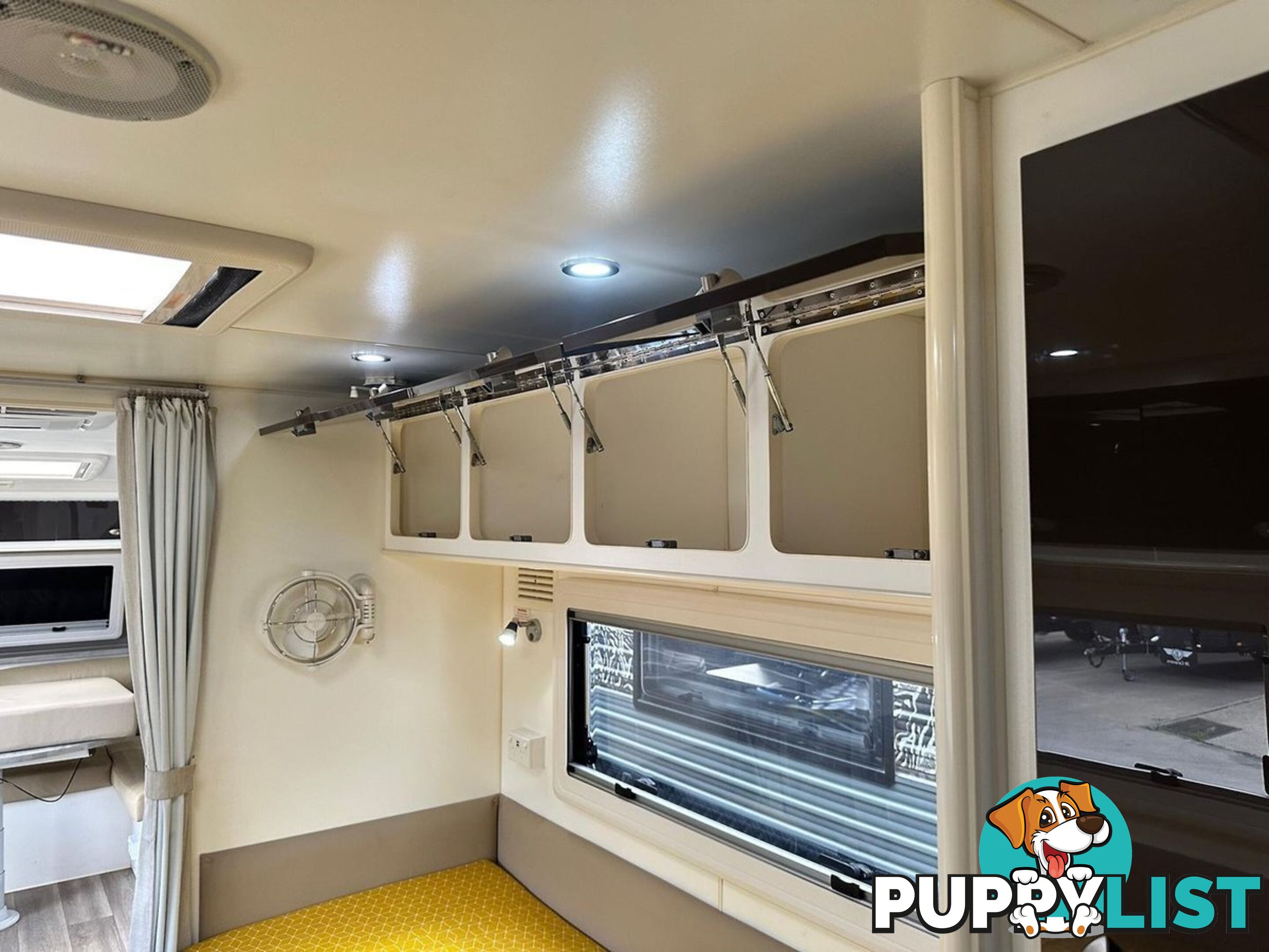 2018 JB CARAVANS 23' SCORPION FRONT CLUB SINGLE/KING BED 