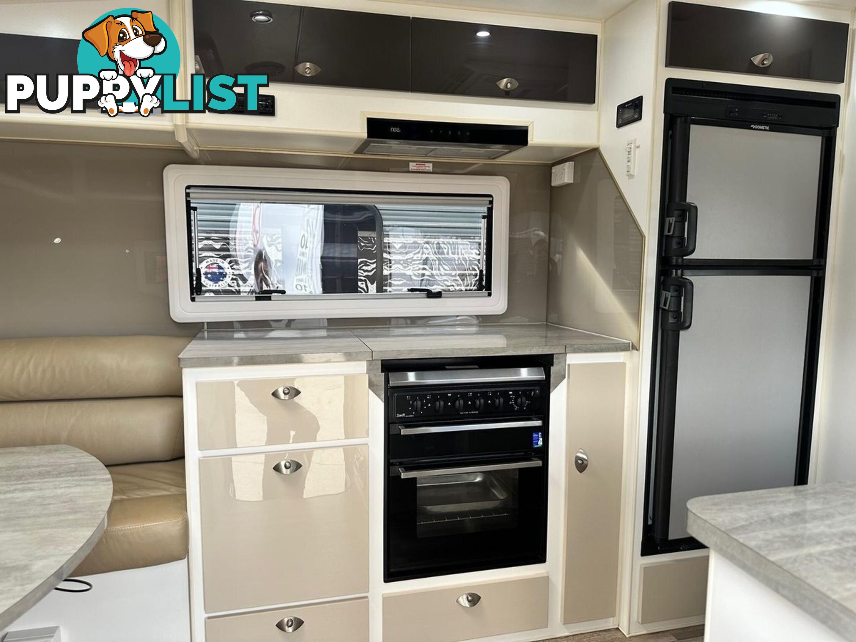 2018 JB CARAVANS 23' SCORPION FRONT CLUB SINGLE/KING BED 