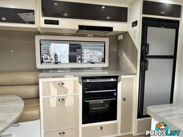 2018 JB CARAVANS 23' SCORPION FRONT CLUB SINGLE/KING BED 