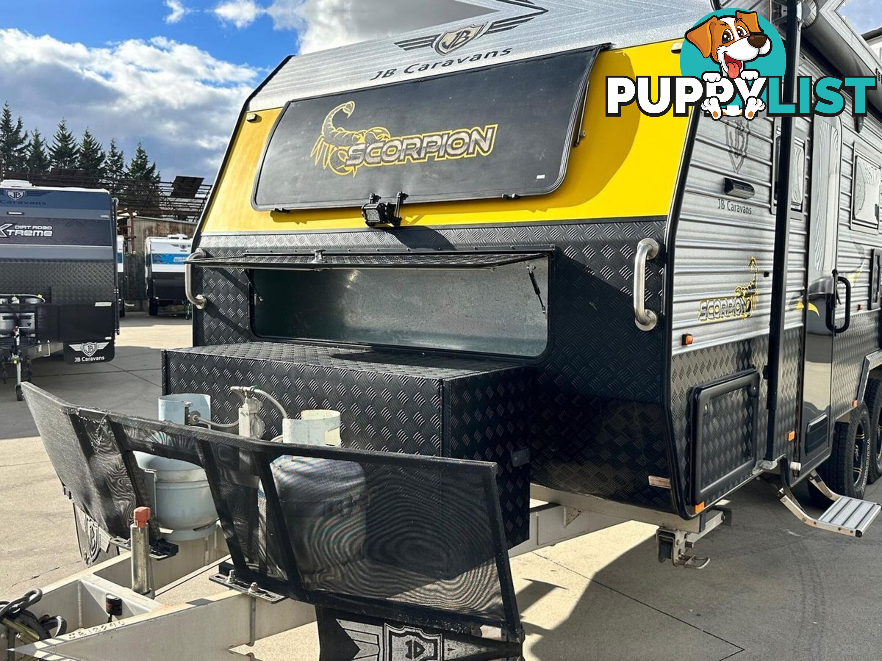 2018 JB CARAVANS 23' SCORPION FRONT CLUB SINGLE/KING BED 