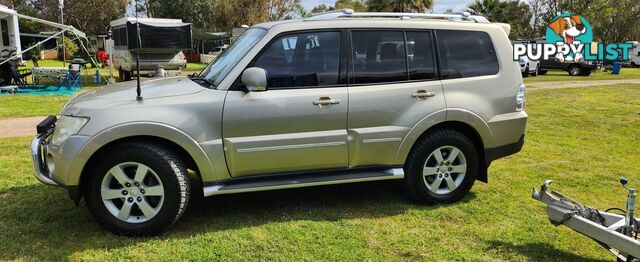 2008 Mitsubishi Pajero GEN 4 VRX SUV Automatic