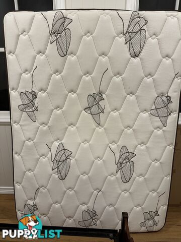Queen mattress, free to collect
