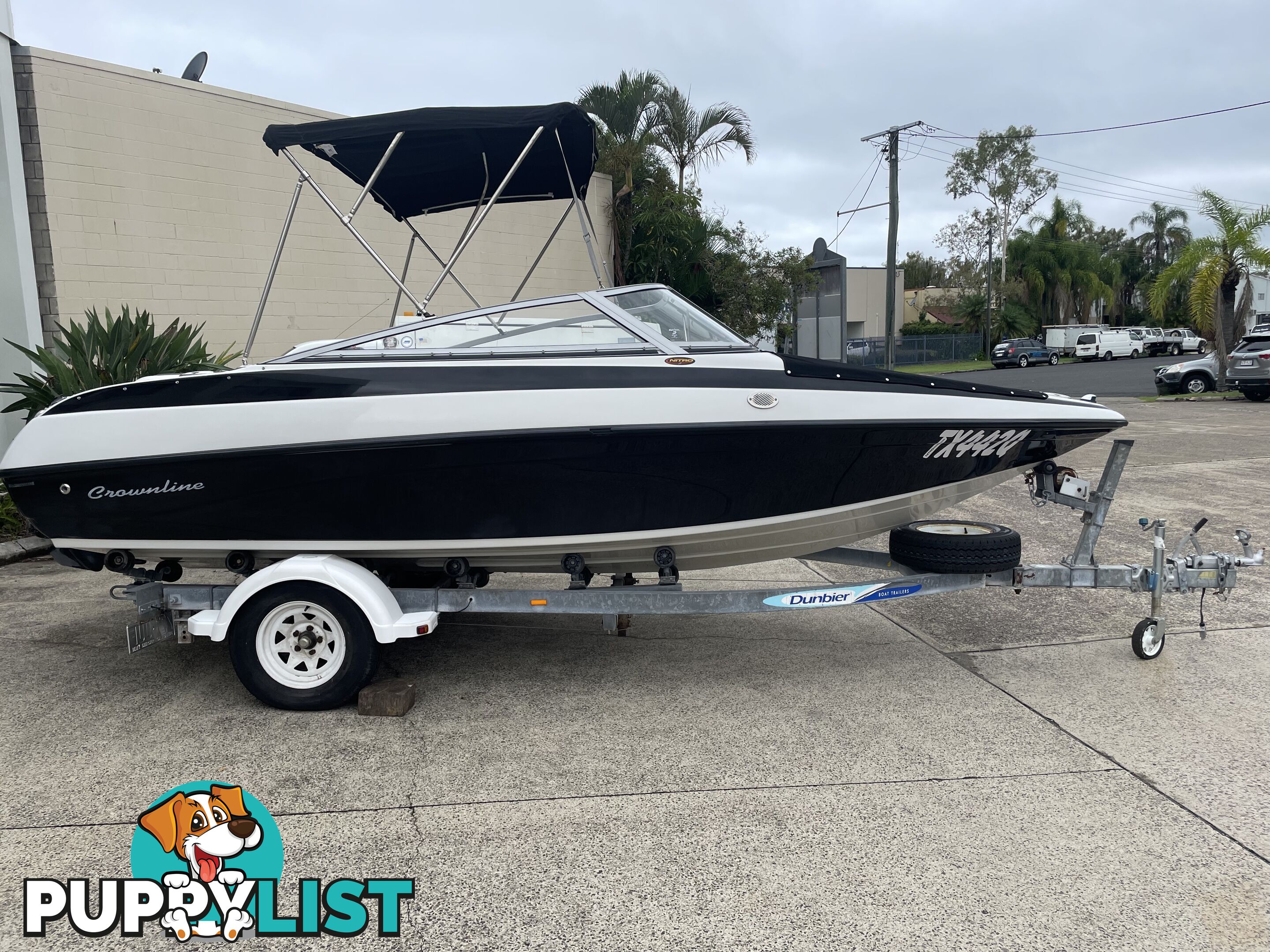 2010 Crownline 180BR - V6 Mercruiser - Only 303 Hours!