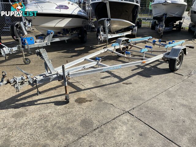 2002 Redco Boat Trailer 